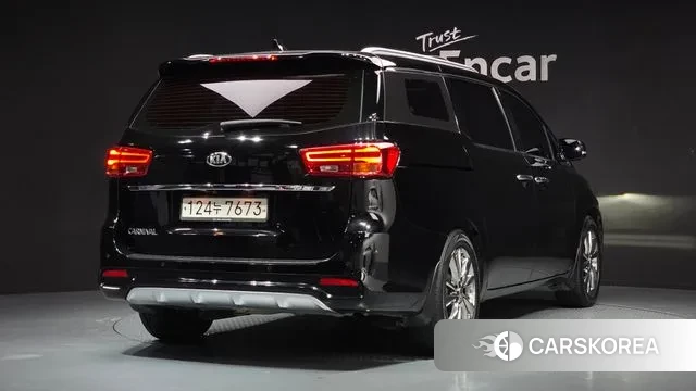 Kia The New Carnival id 3677474 из Кореи 12