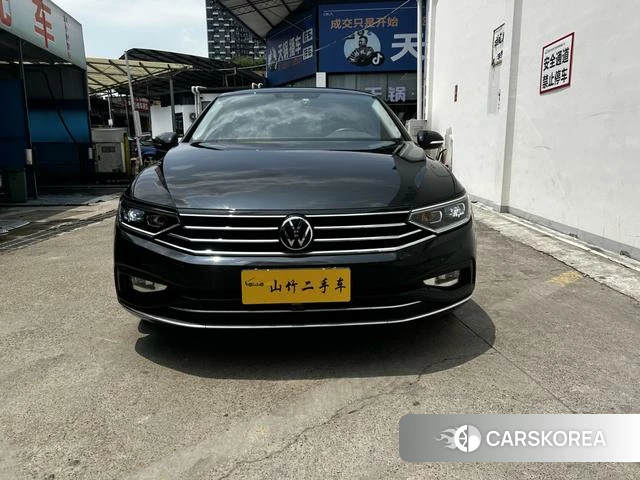 Volkswagen Magotan 2022 Черный из Китая, фото 2