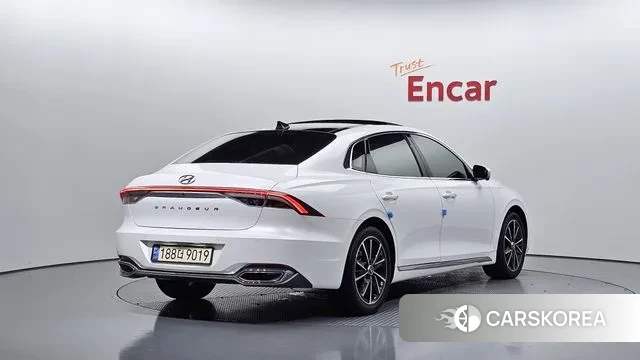 Hyundai The New Grandeur IG id 3032648 из Кореи 12