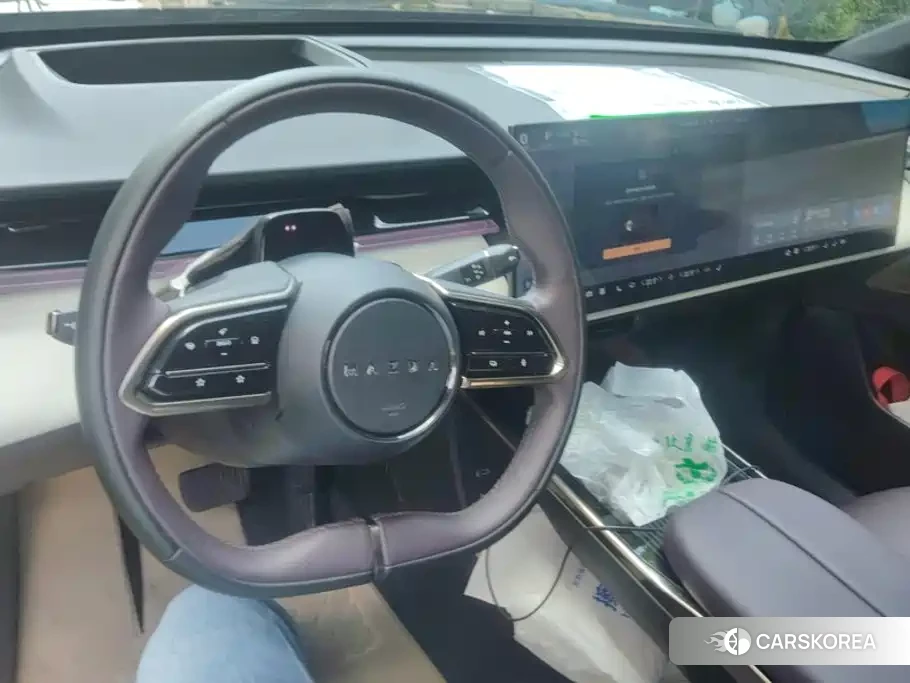 Mazda EZ-60 id 4659751 из Китая 8