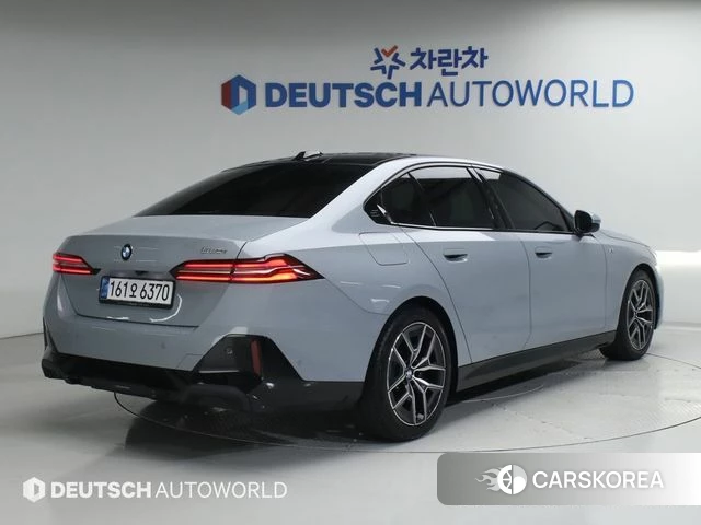 BMW 5 Series (G60) id 4248349 из Кореи 12