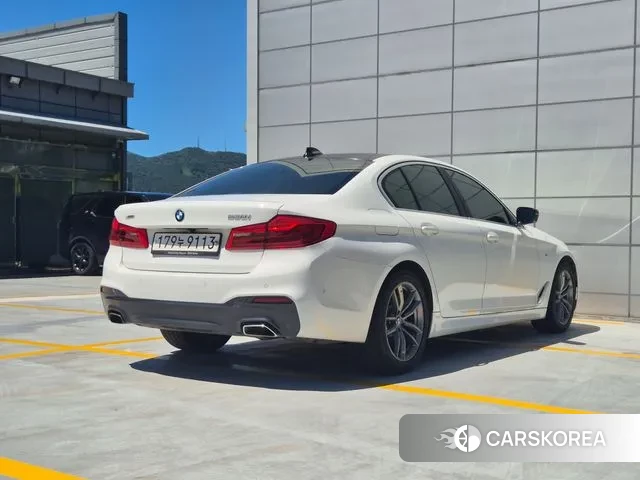 BMW 5 Series (G30) id 2970560 из Кореи 7