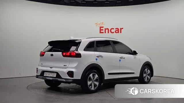 Kia The New Niro id 3572975 из Кореи 12