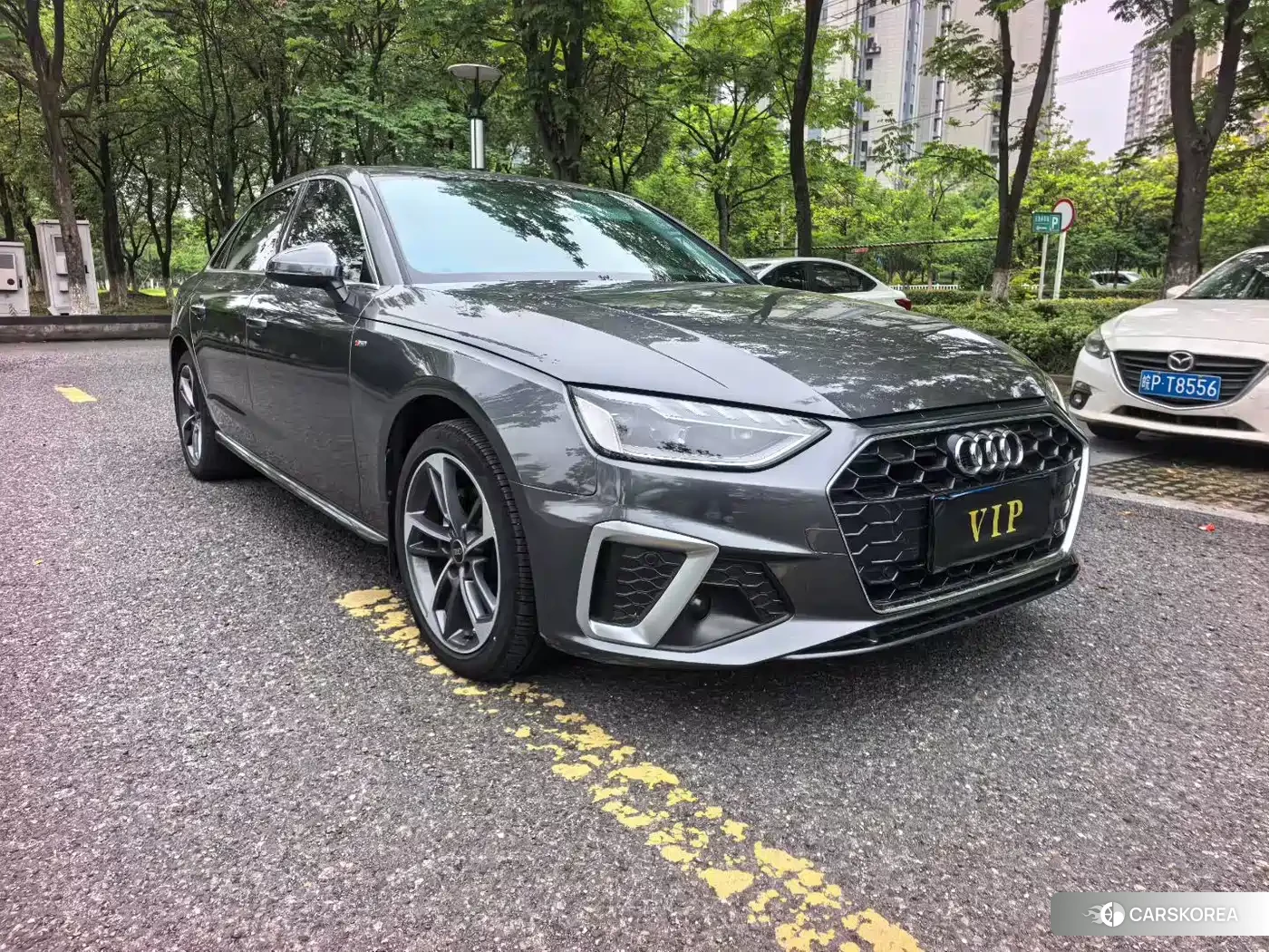 Audi A4L 2024 Silver/gray из Китая, фото 2