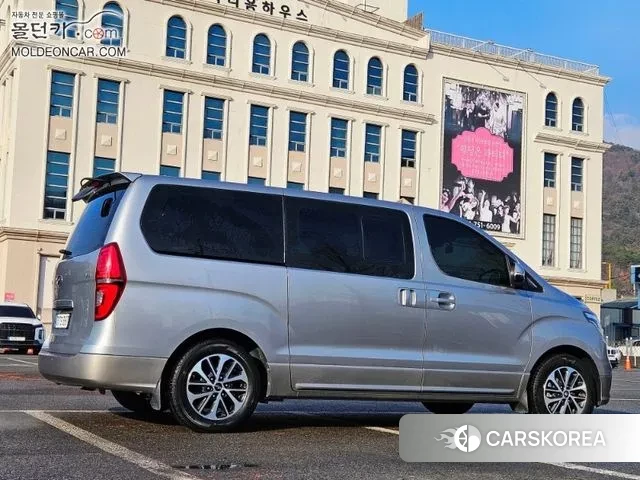 Hyundai The New Grand Starex id 3525595 из Кореи 10