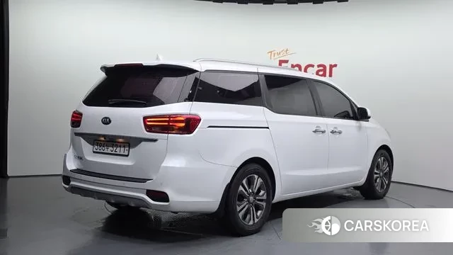 Kia The New Carnival id 3417748 из Кореи 12