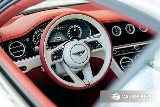 Bentley Continental PHEV 2026 Белый из Китая, фото 2