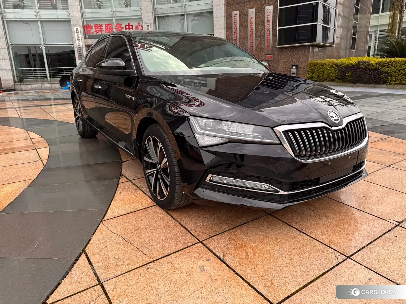 Skoda Superb id 4679710 из Китая 12