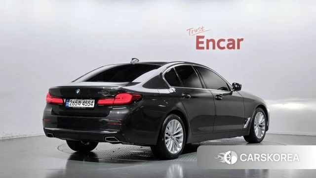 BMW 5 Series (G30) id 4899758 из Кореи 12