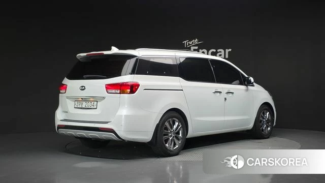 Kia All New Carnival id 4496975 из Кореи 12