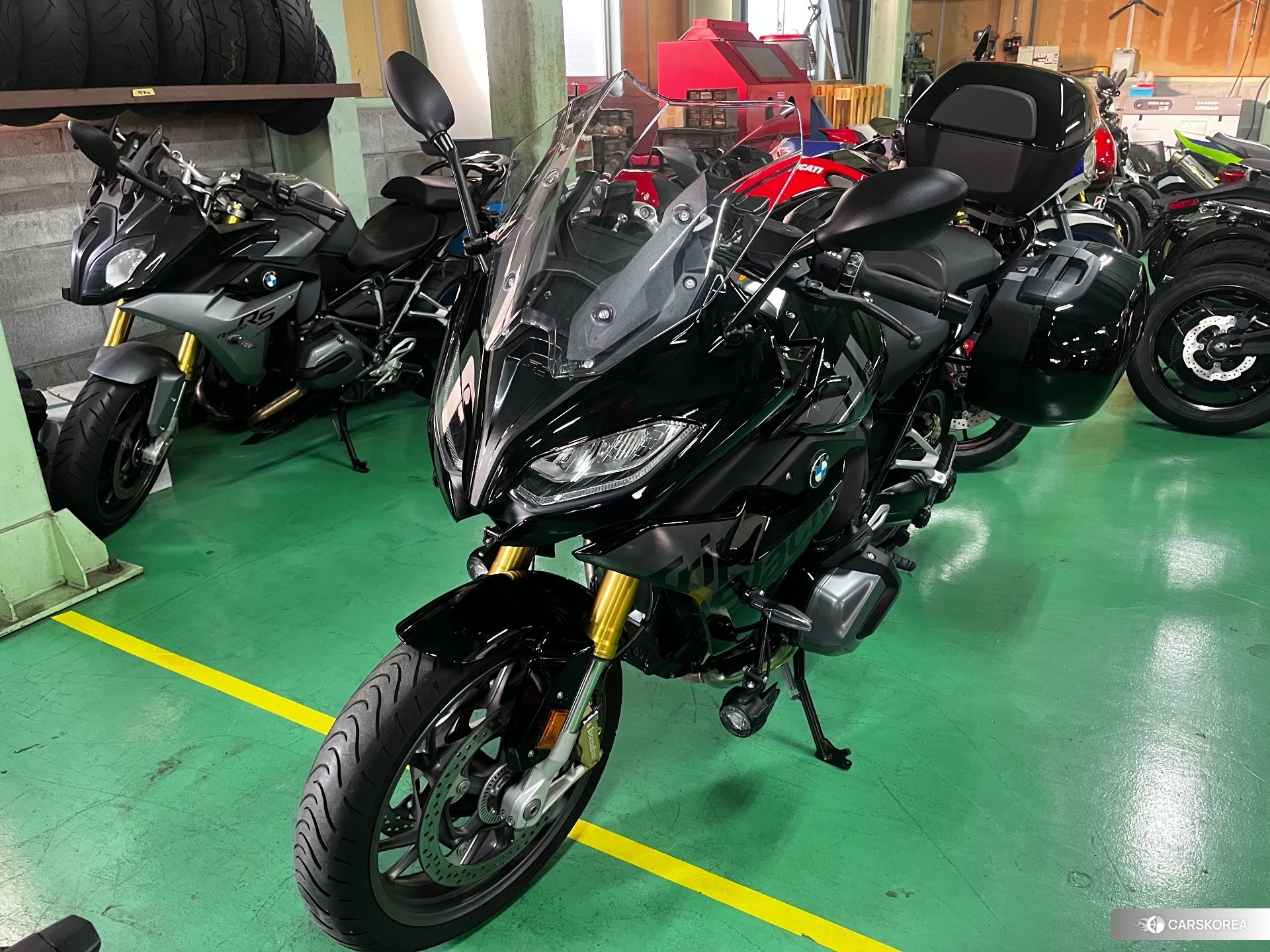 BMW R1250RS 2023 из Японии