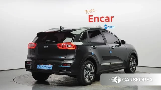 Kia Niro EV id 3149099 из Кореи 12