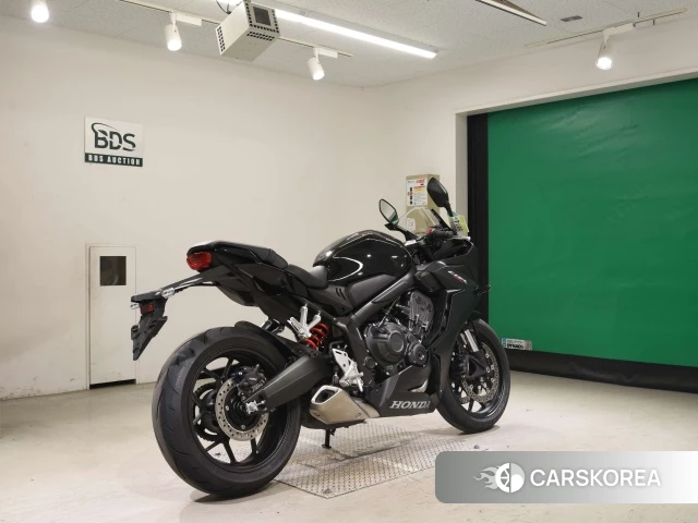 Проданный Honda CBR650R 2023 из Японии, фото 2