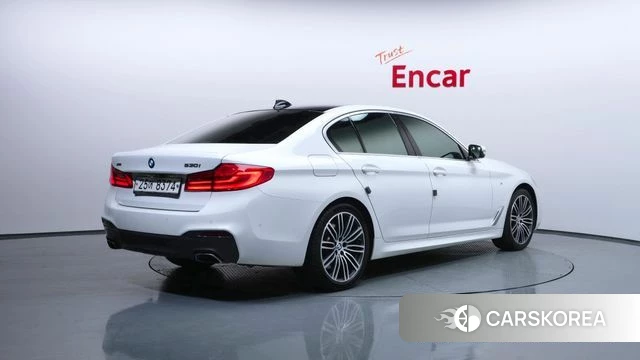 BMW 5 Series (G30) id 4416953 из Кореи 12