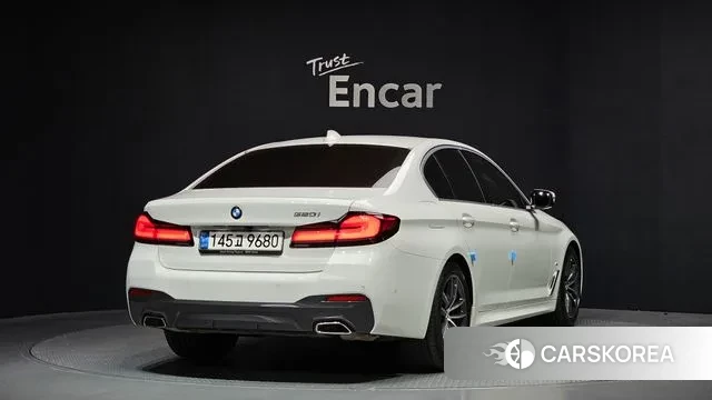 BMW 5 Series (G30) id 3788531 из Кореи 12