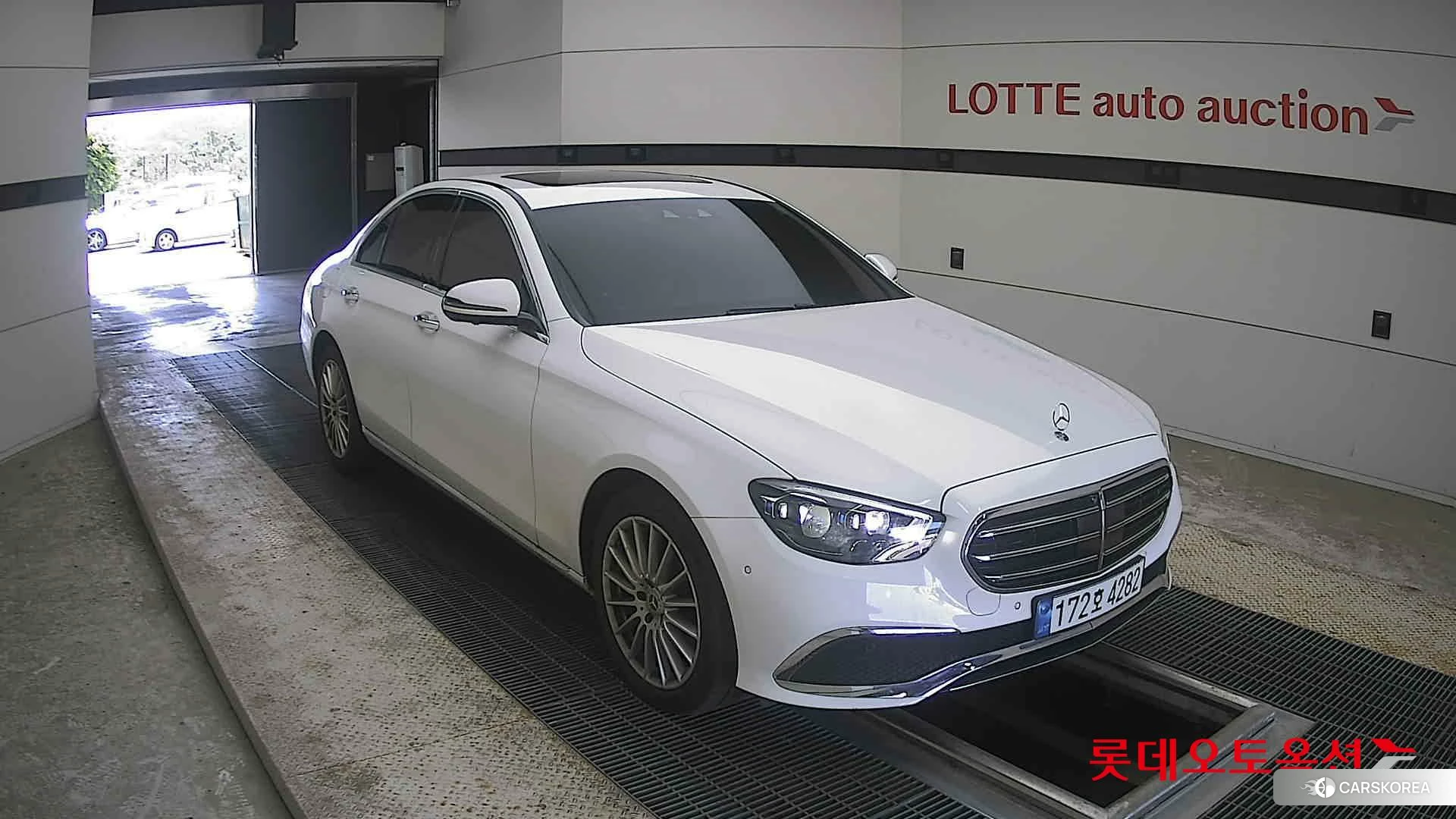 Mercedes-Benz Mercedes-Benz E250 id 4419045 из Кореи 12