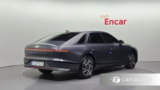 Hyundai Grandeur (GN7) id 3529039 из Кореи 12