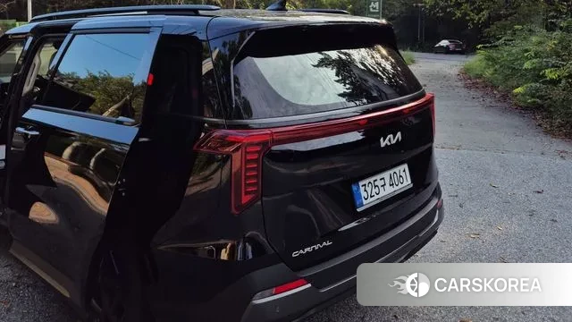 Kia The New Carnival 4th Generation 2024 Черный из Кореи, фото 6