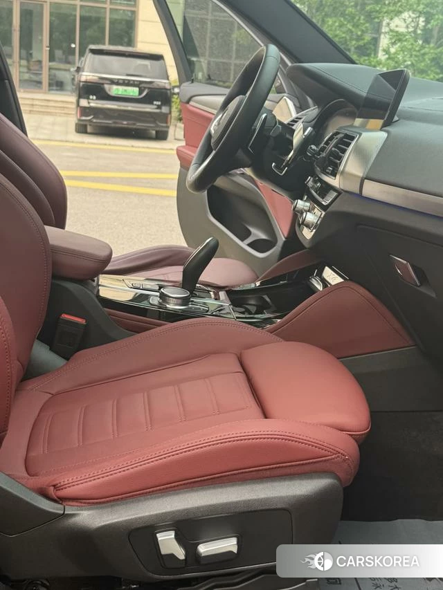 BMW X4 2021 Черный из Китая, фото 5