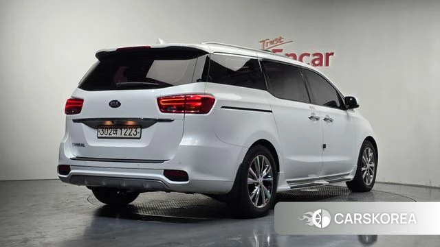Kia The New Carnival id 4587007 из Кореи 12