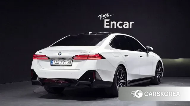 BMW 5 Series (G60) id 3614358 из Кореи 12