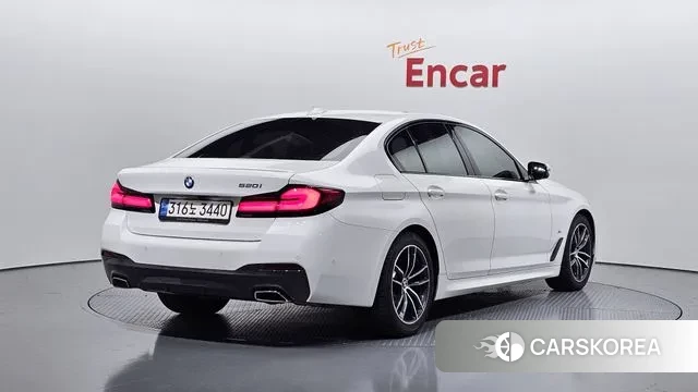 BMW 5 Series (G30) id 3777229 из Кореи 12