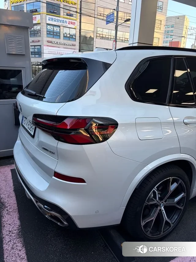 BMW X5 (G05) 2023 Белый из Кореи, фото 2