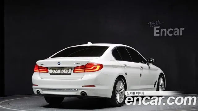 BMW 5 Series (G30) id 2881863 из Кореи 12