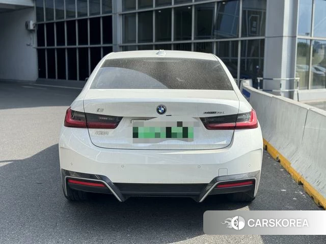 BMW i3 2024 Белый из Китая, фото 2