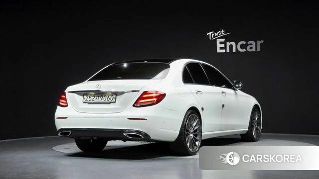 Mercedes-Benz E-Class W213 id 4594674 из Кореи 12