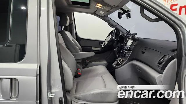 Hyundai The New Grand Starex id 2682057 из Кореи 12