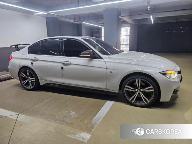 BMW 3 Series (F30) 2018 Белый из Кореи, фото 5