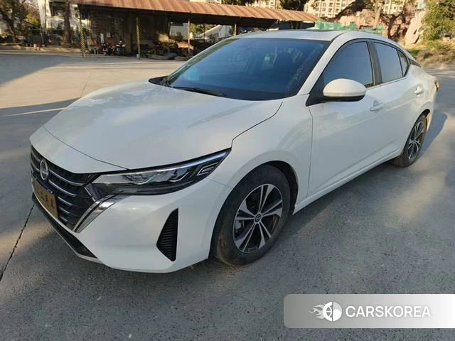 Nissan Xuan Yi 2024 Белый из Китая, фото 2