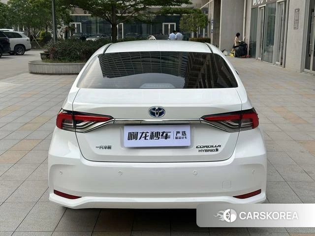 Toyota Corolla id 4219997 из Китая 12