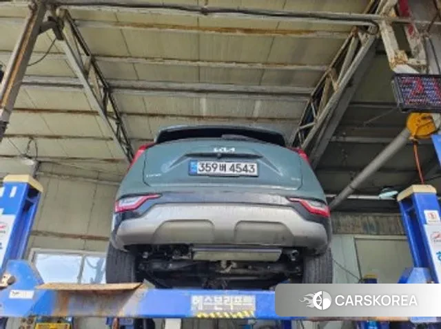 Kia Di Ol Nu Niro 2022 Темно-зеленый из Кореи, фото 2