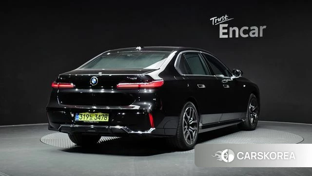 BMW 7 Series (G70) id 3786108 из Кореи 12