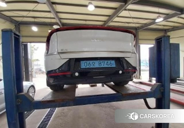 Kia EV6 2023 Белый из Кореи, фото 2