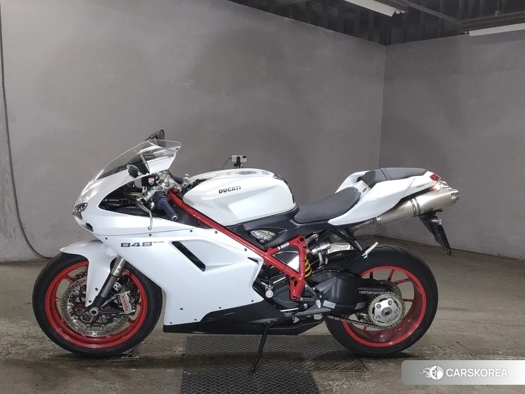 Проданный Ducati 848 EVO 2011 из Японии