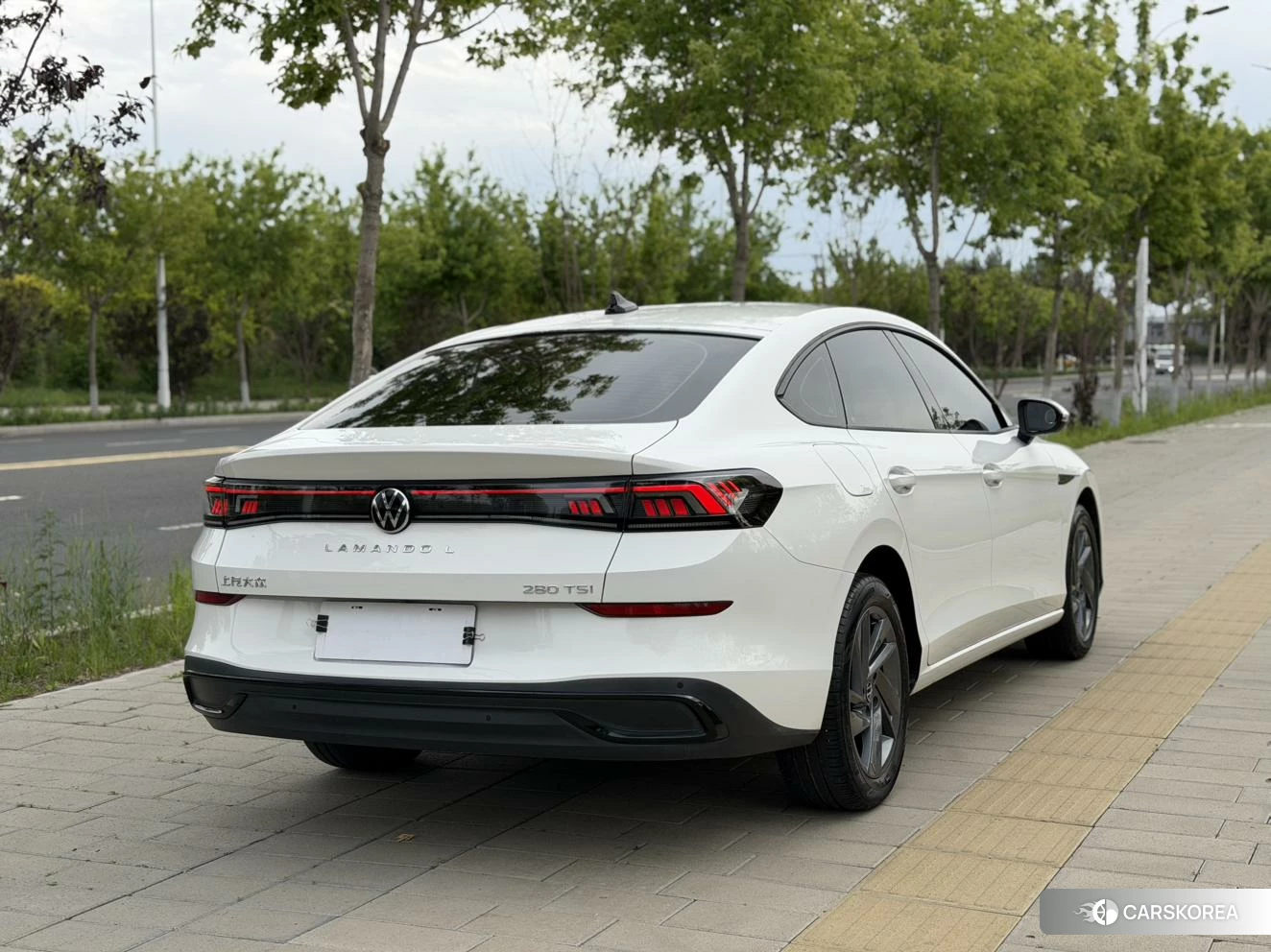 Volkswagen Lamando id 4453724 из Китая 12