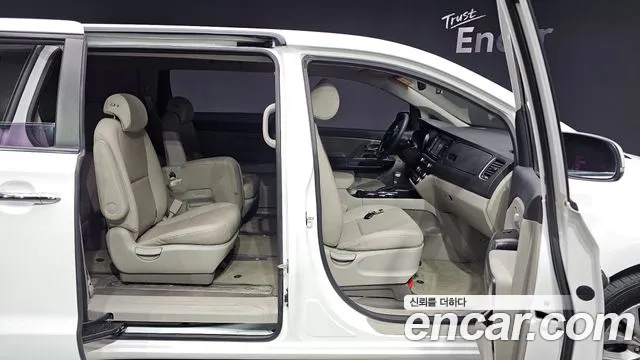 Kia The New Carnival id 2664644 из Кореи 12