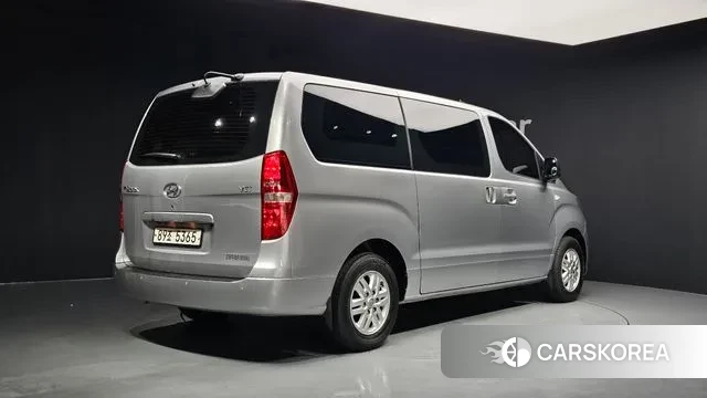 Hyundai The New Grand Starex id 3479602 из Кореи 12