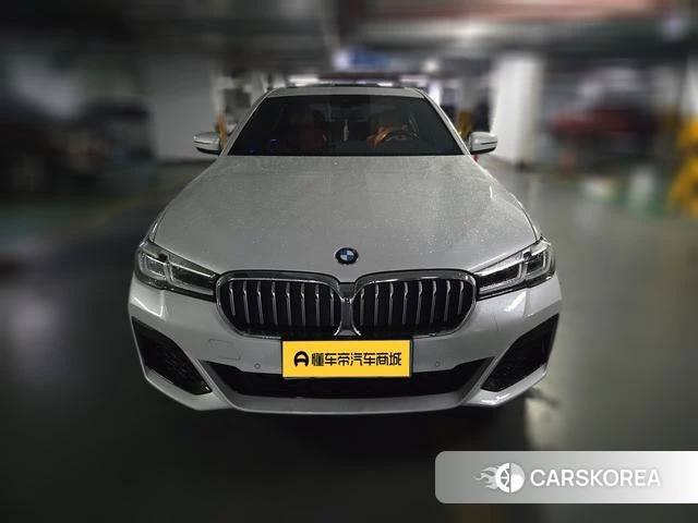 BMW 5 series 2023 Белый из Китая, фото 2
