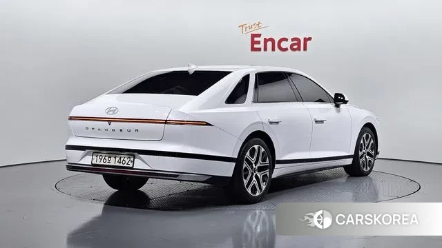 Hyundai Grandeur (GN7) id 3487068 из Кореи 12