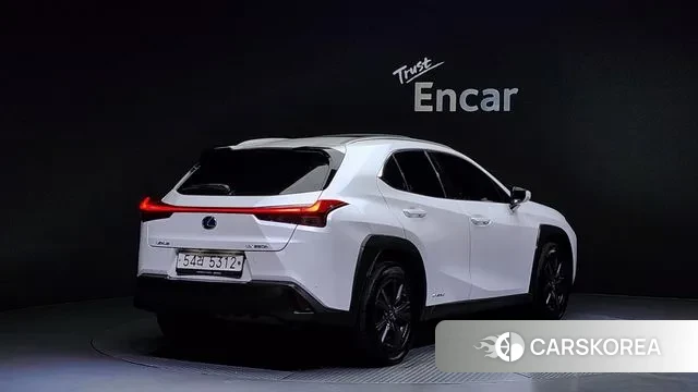 Lexus UX250h id 3139581 из Кореи 12