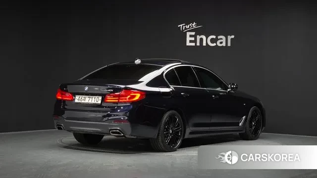 BMW 5 Series (G30) id 3055799 из Кореи 12