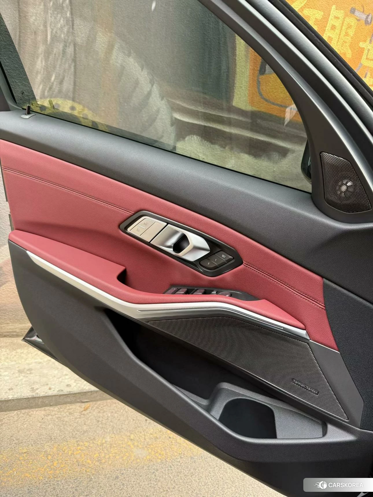 BMW 3 series 2022 Черный из Китая, фото 2