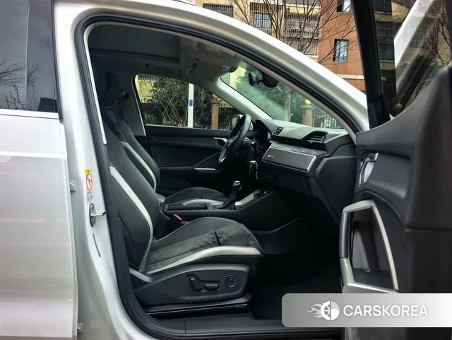 Audi Q3 2022 Белый из Китая, фото 2