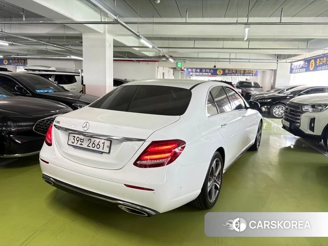 Mercedes-Benz E-Class W213 id 4180261 из Кореи 9