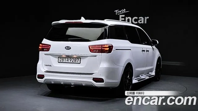 Kia The New Carnival id 2881188 из Кореи 12