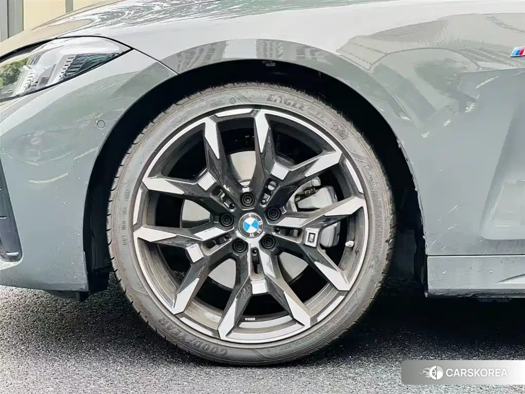 BMW 4 series id 4629497 из Китая 10